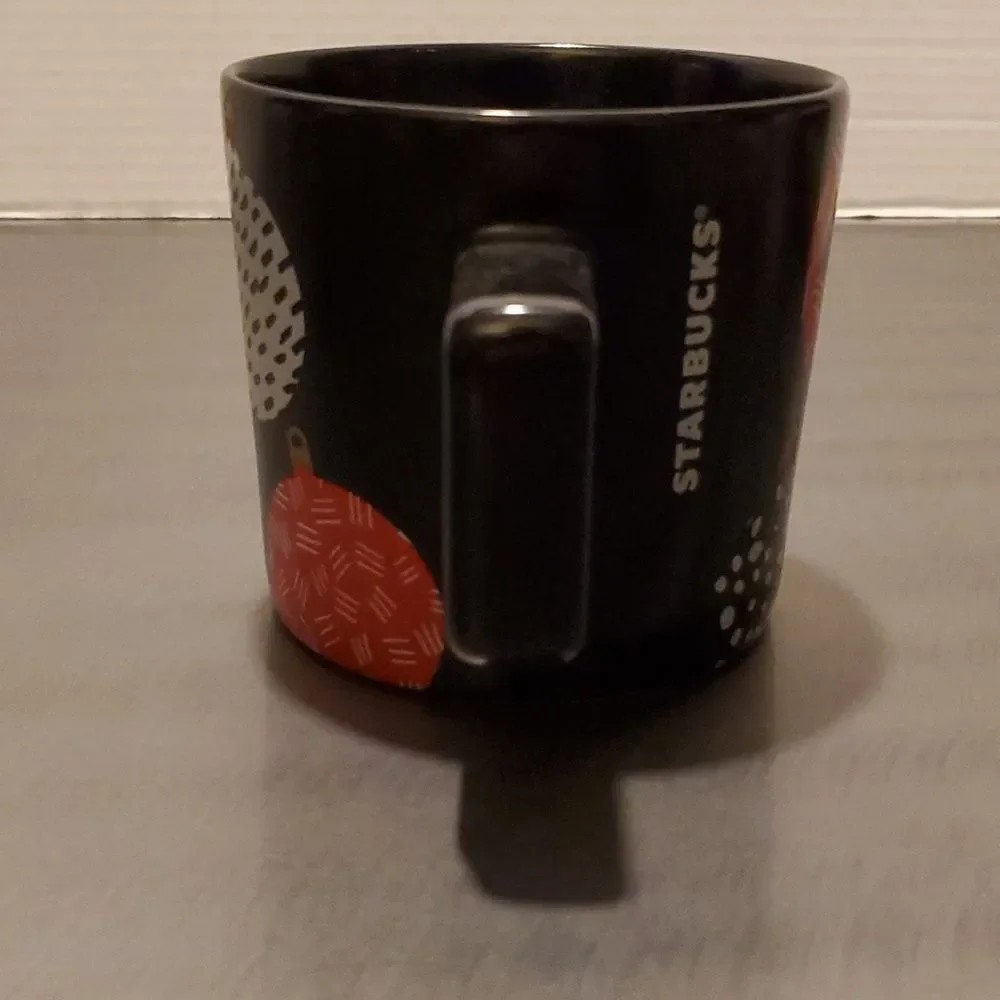 Starbucks 2016 Holiday Ornament Print Coffee Mug Black 14 oz